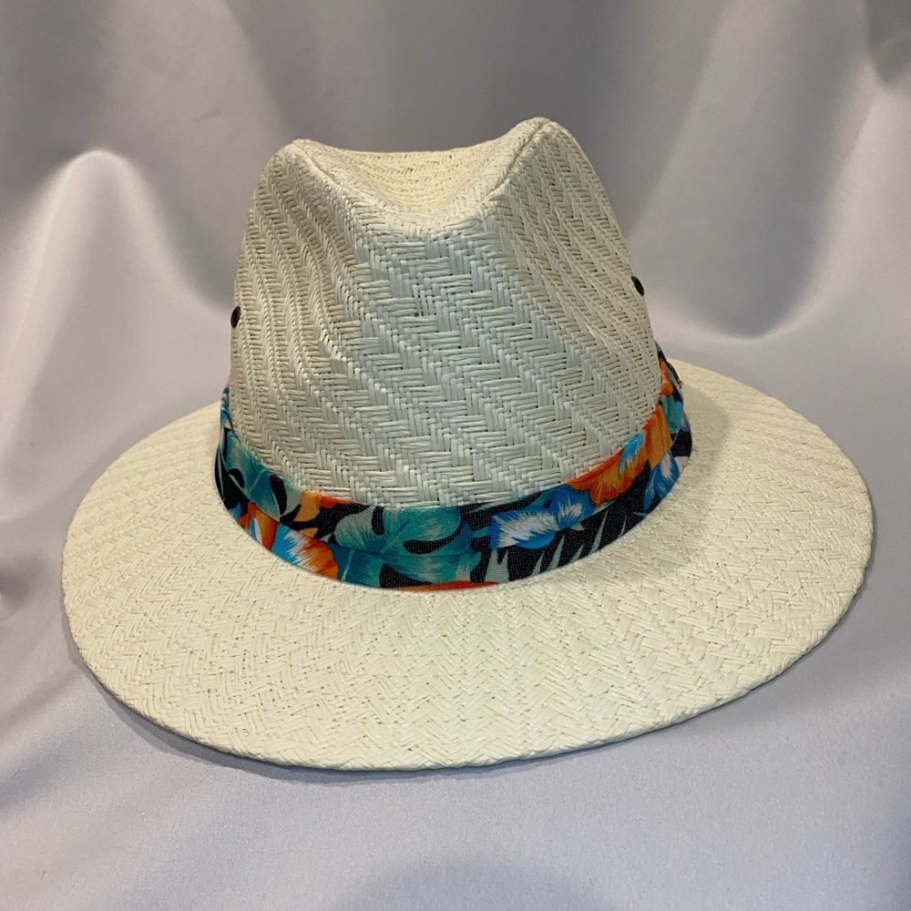 Panama Jack Beige Hat with Floral band